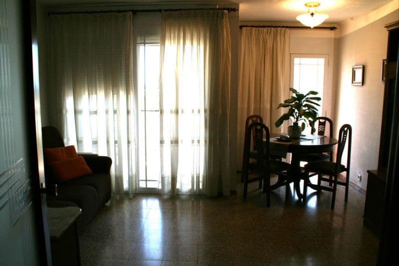 3-Bedroom Apartment in Barcelona, photo 3