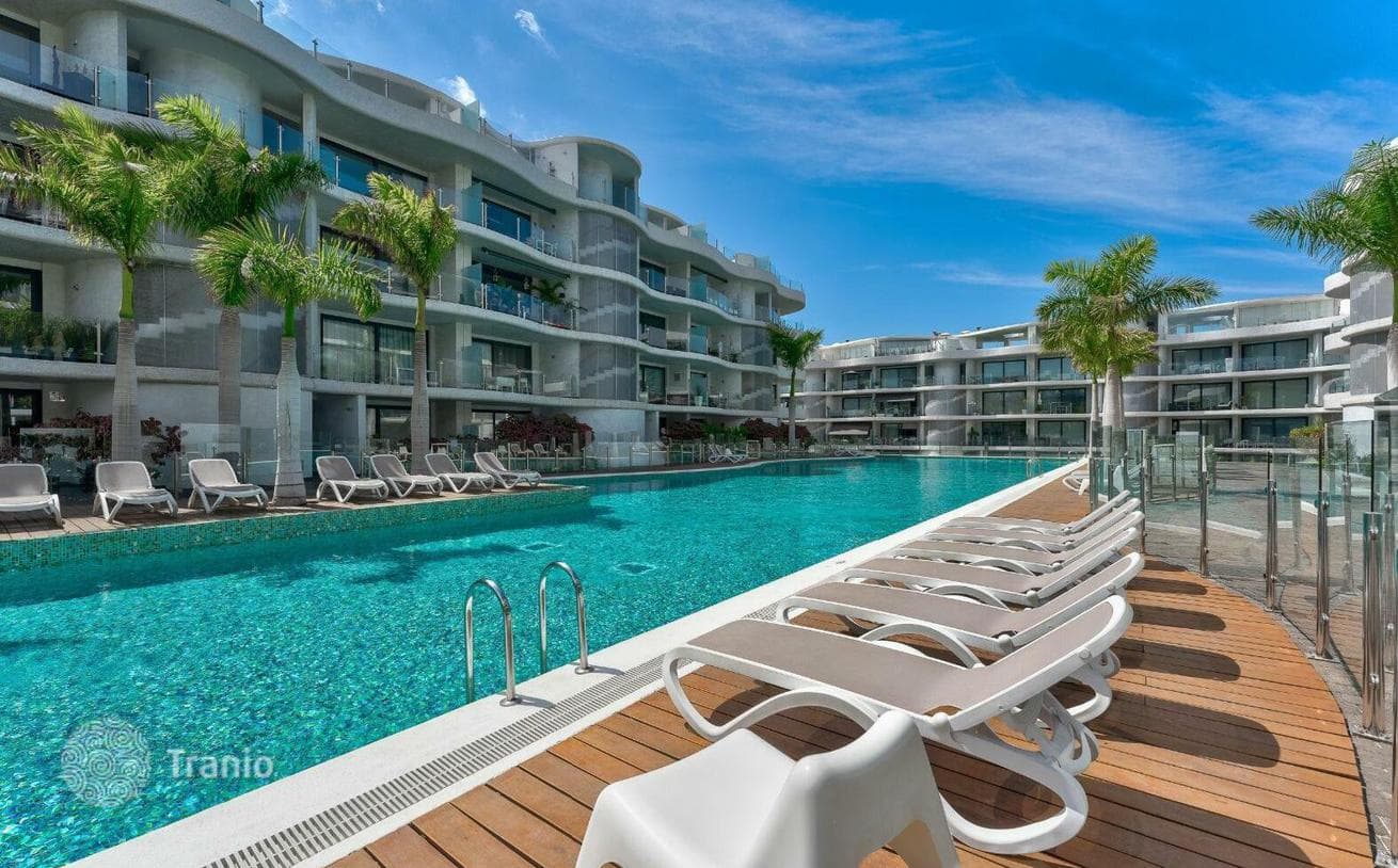2-Bedroom Apartment with Parking in Palm-Mar, Tenerife