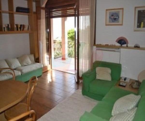 1-Bedroom Apartment in Ospedaletti, photo 5