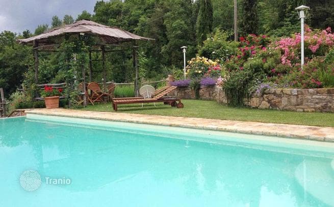 4-Bedroom Villa with 362 m² in Gaiole in Chianti, photo 4