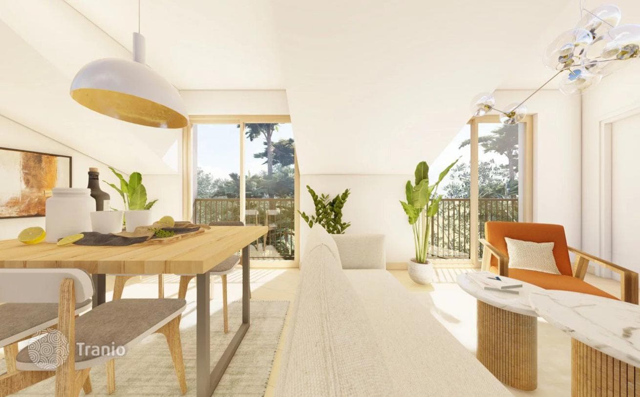 2-Bedroom Penthouse with Roof Terrace in Tivat