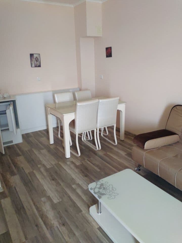 Studio Apartment on the Beachfront in Shkorpilovtsi, photo 2