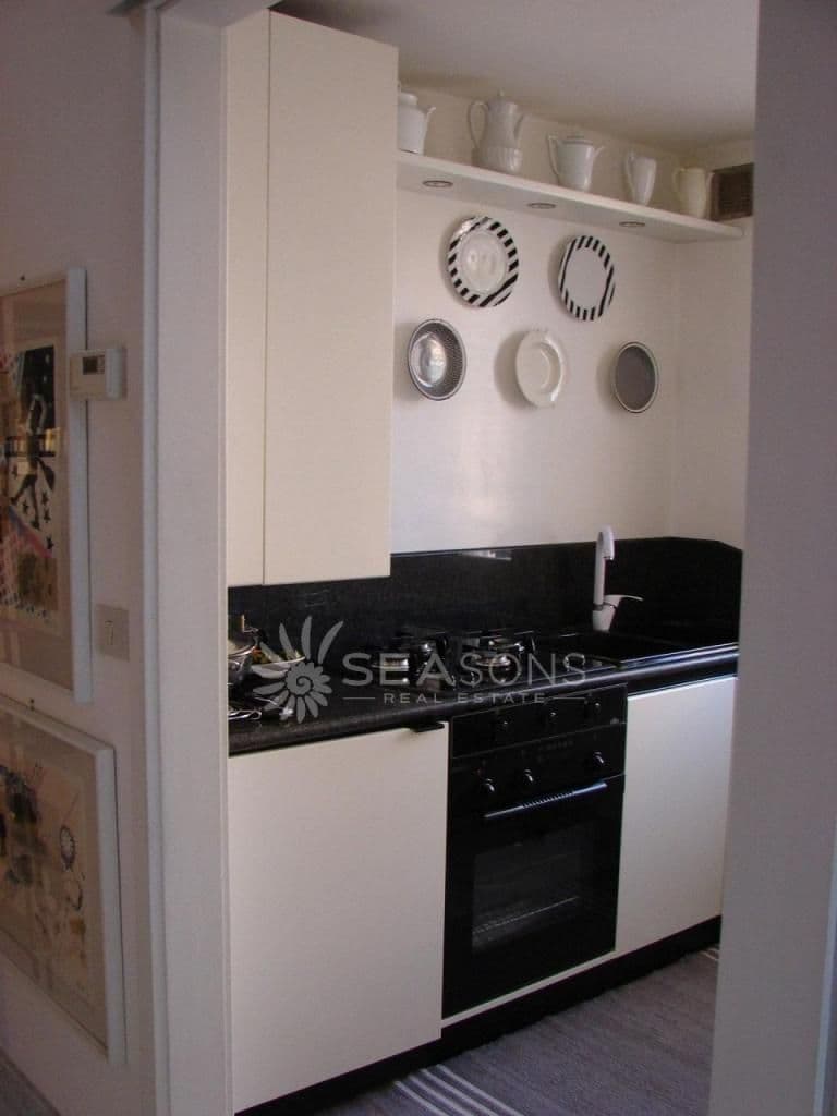 2-Bedroom Apartment in Venice, Italy, photo 5