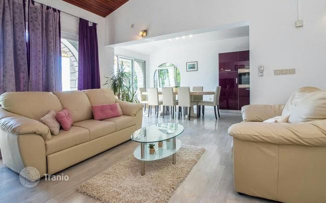 House with Terrace, Private Pool and Sea View in Omis, photo 2