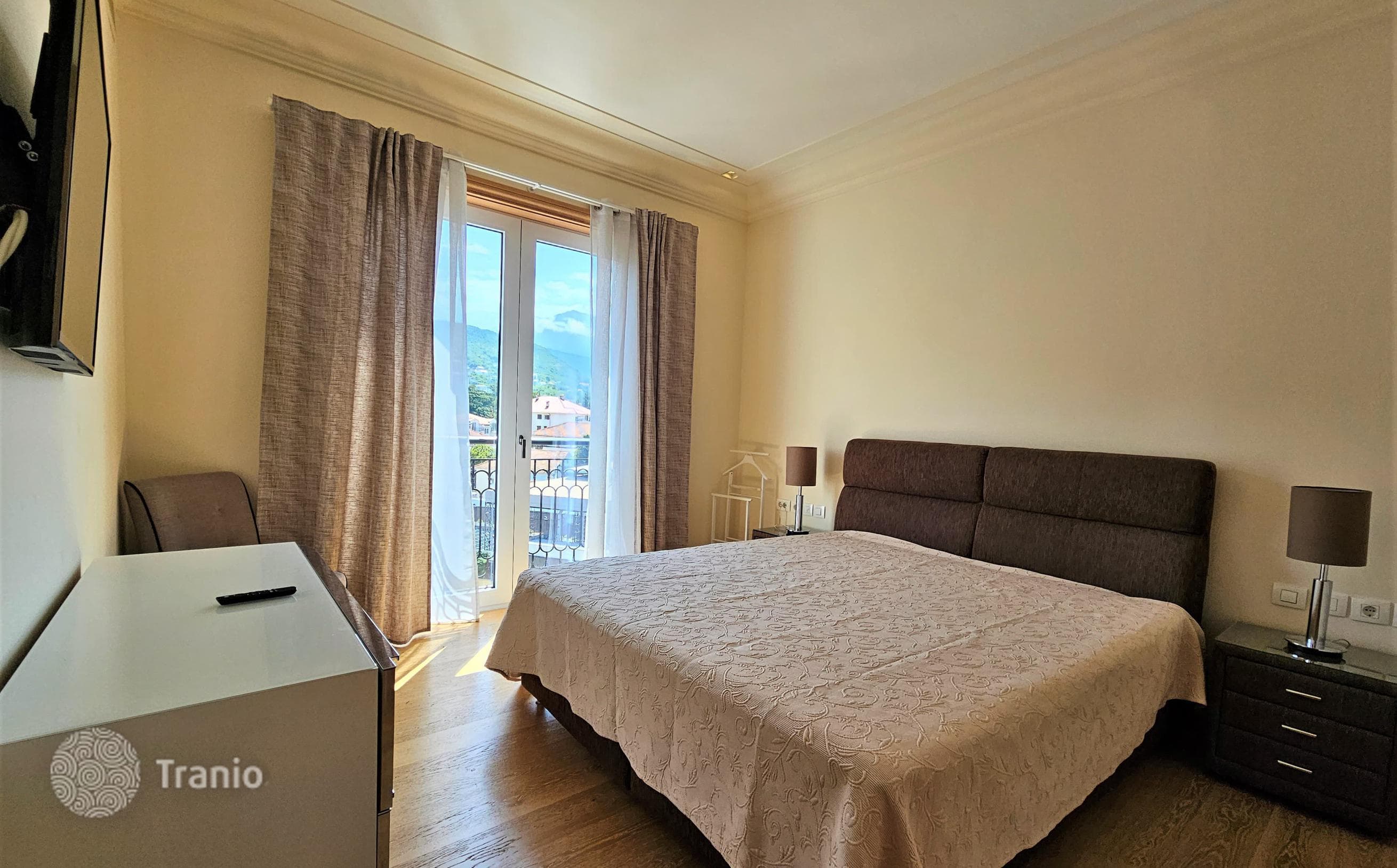 1-Bedroom Apartment with Sea View in Tivat, photo 3