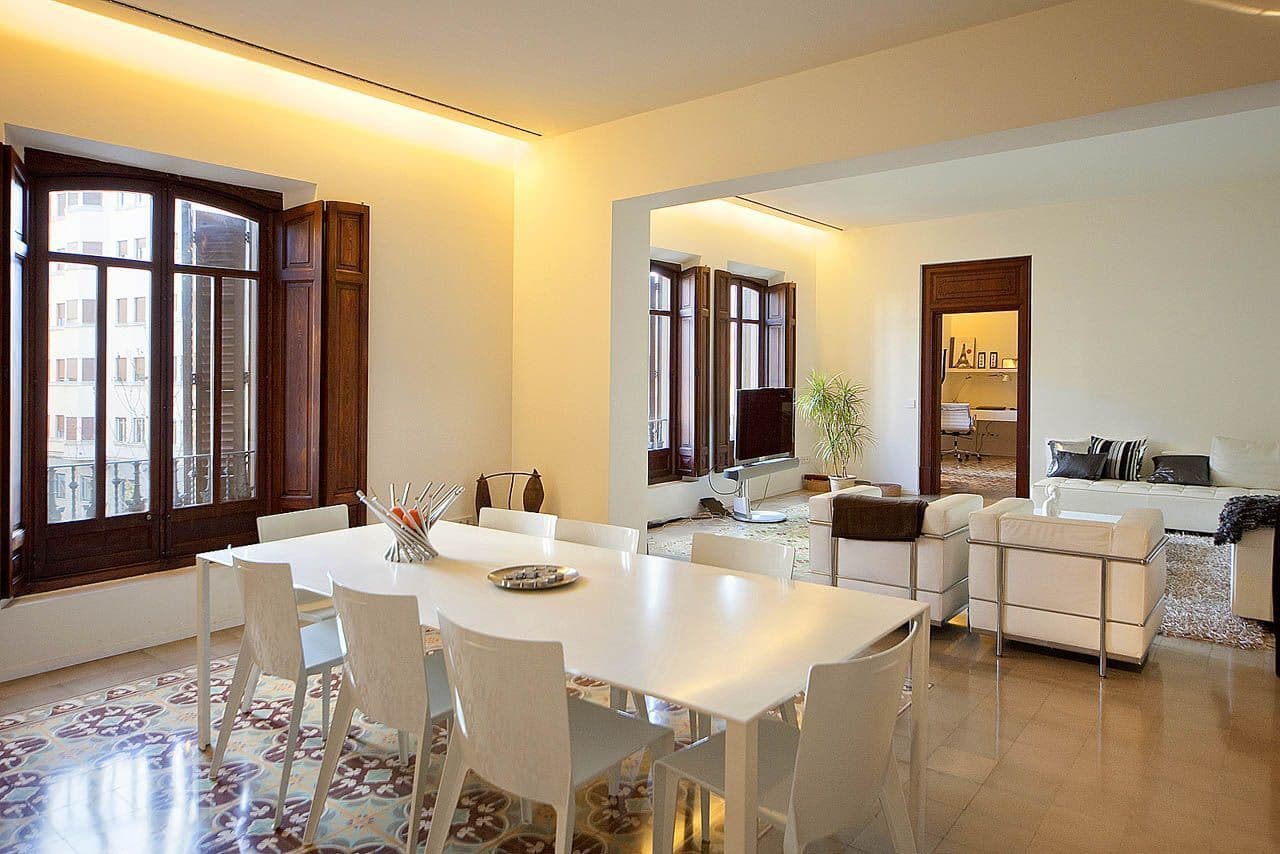 3-Bedroom Apartment in Palma de Mallorca, photo 2