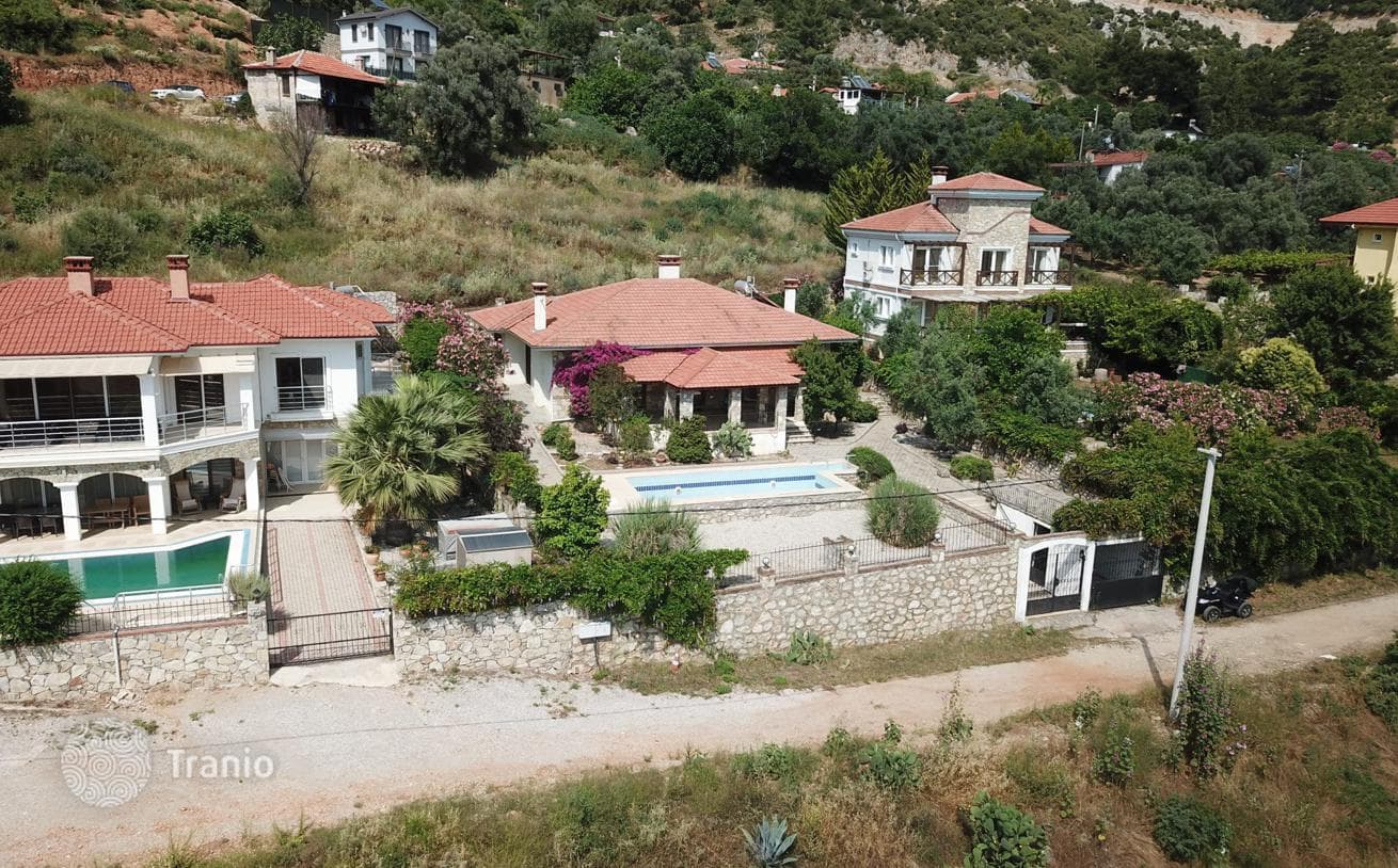 3-Bedroom Bungalow with Private Pool and Garden in Uzumlu, Fethiye, photo 2