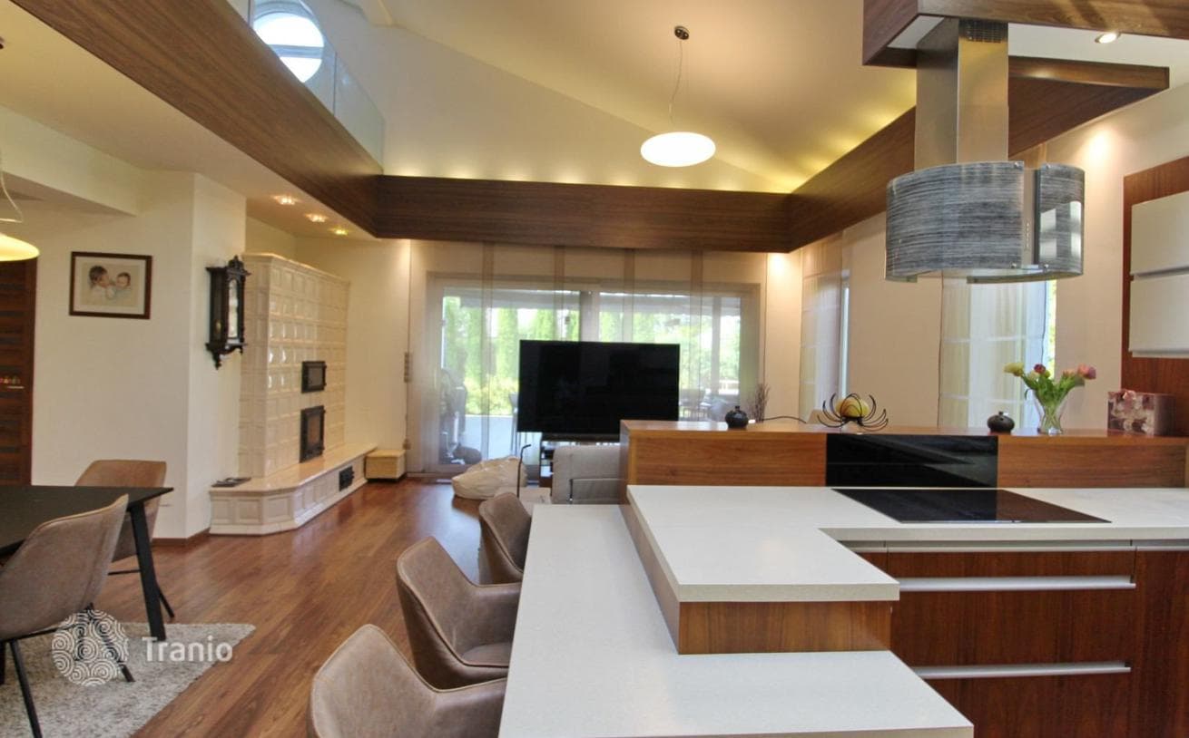 4-Bedroom House in Debrecen, Hungary
