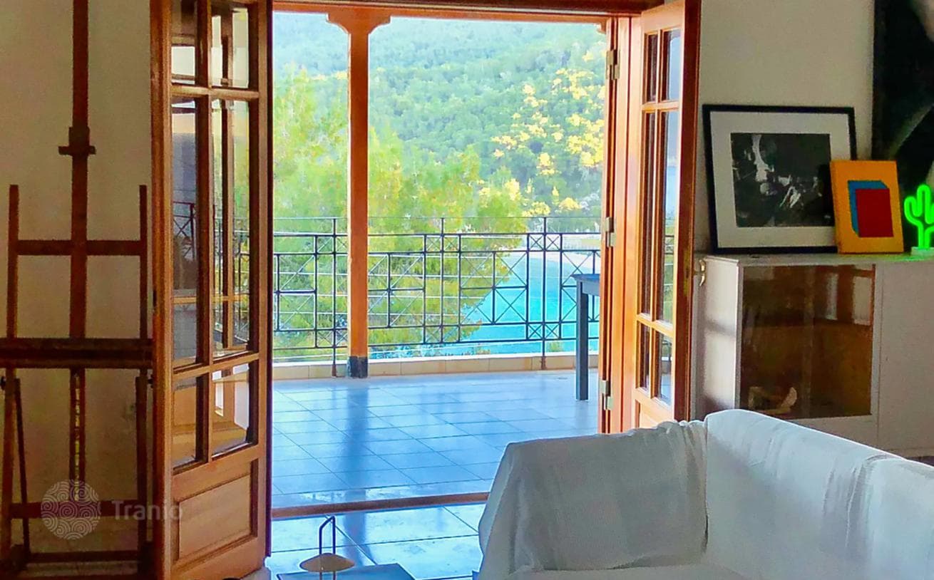 Furnished Villa 100 m from the Sea on the Peloponnese, photo 2