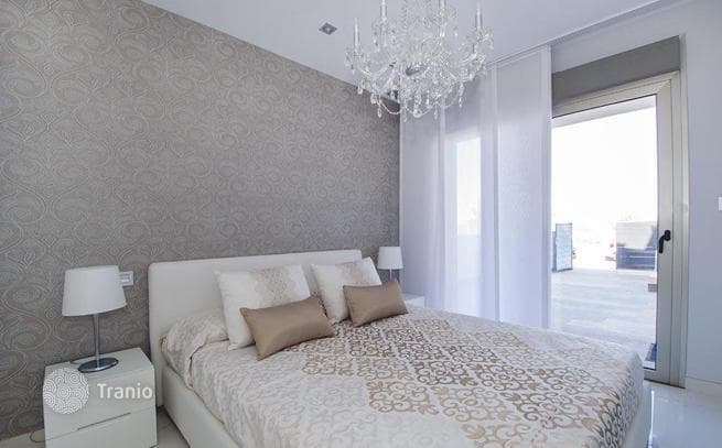 Sea View Apartments with Shared Pool in Punta Prima, photo 3