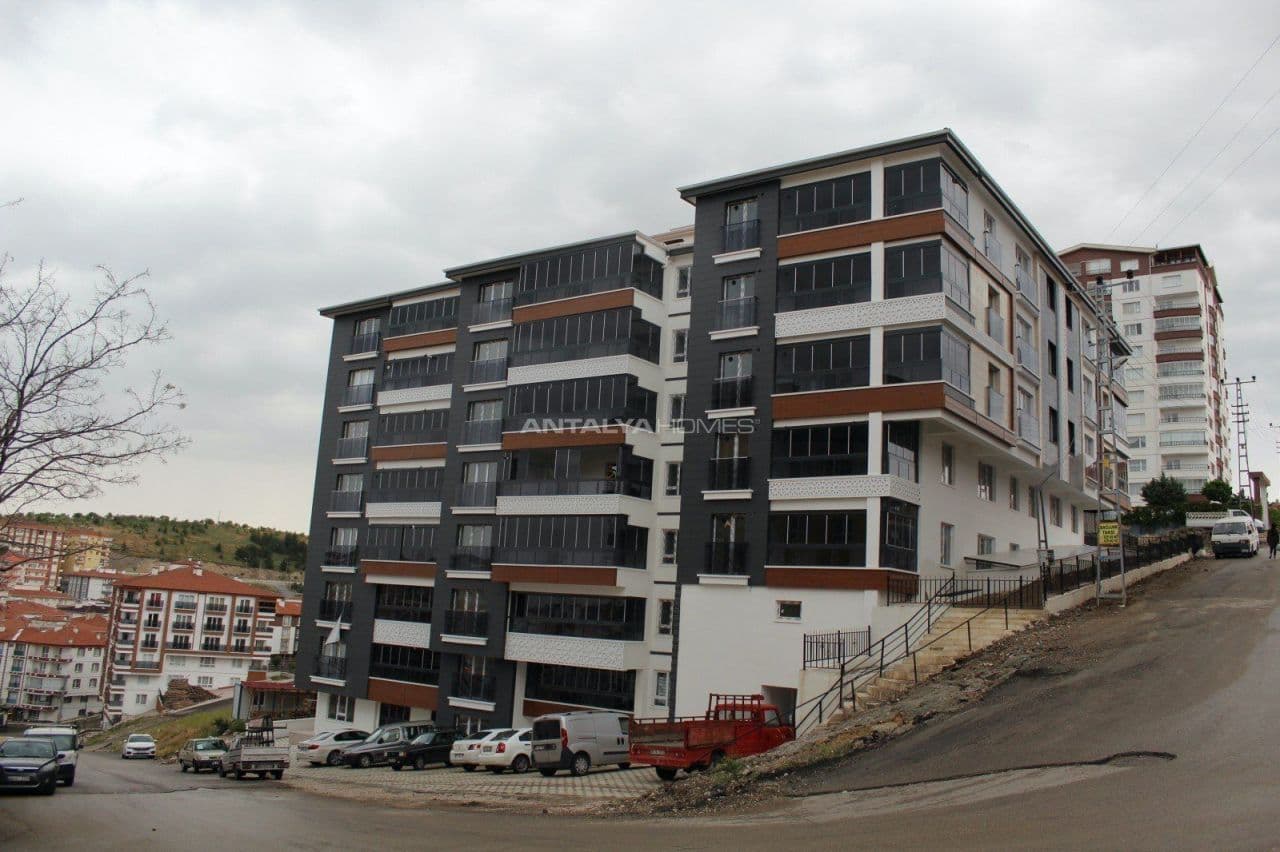 4-Bedroom Apartment in Kecioren, Ankara