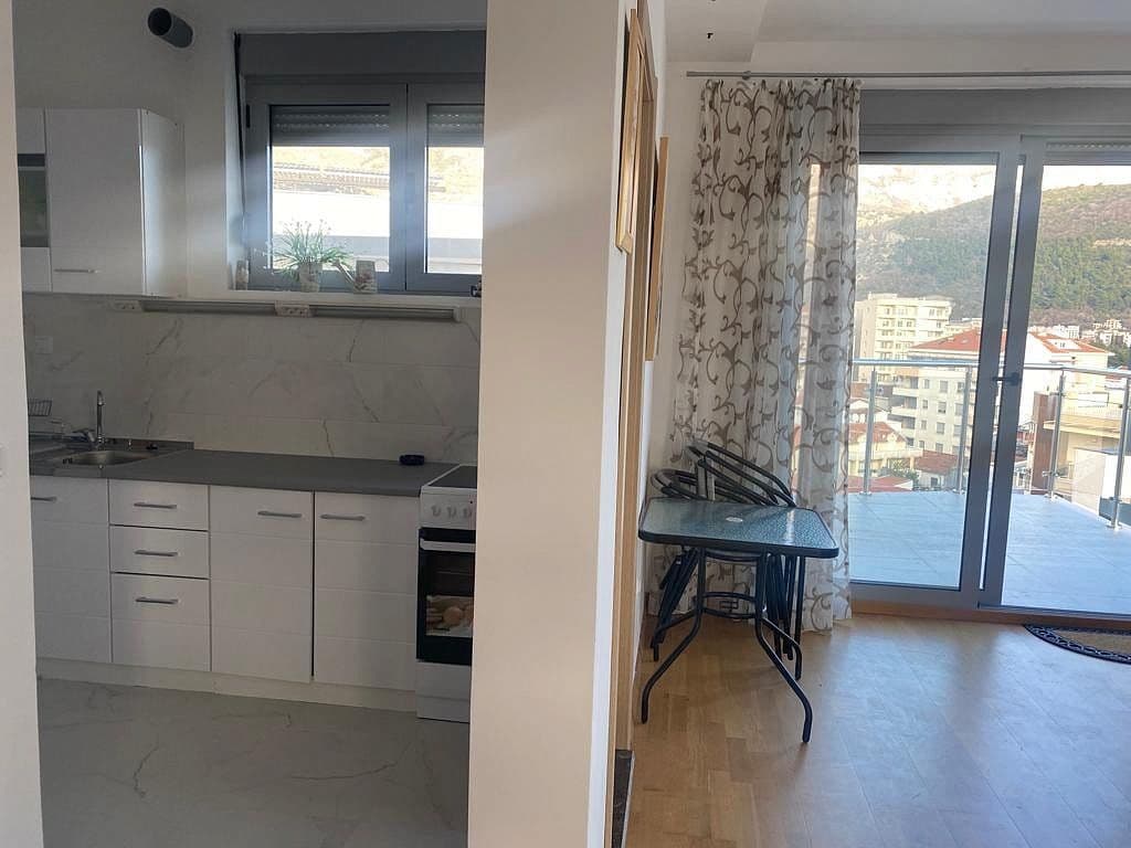 3-Bedroom Penthouse in Budva, photo 5