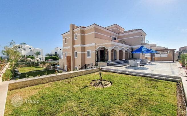 7-Bedroom Luxury Villa in Sahl Hasheesh