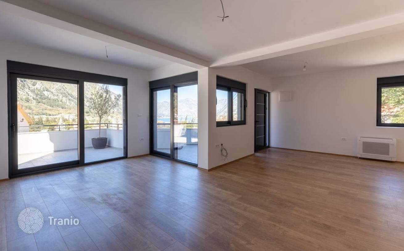 2-комнатный дом в городе 160 м² в городе Котор, Черногория, фото 4