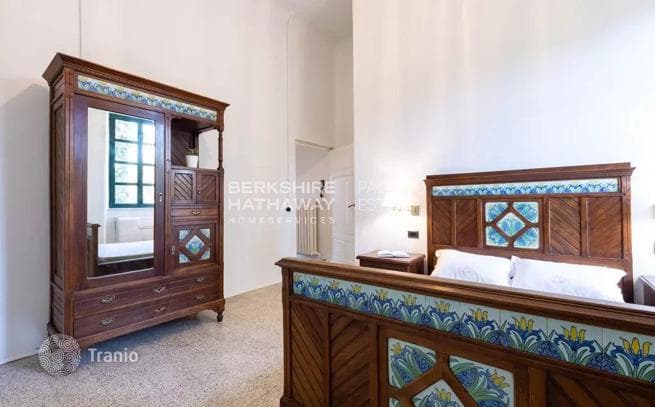 5-Bedroom Villa in Lucca, Italy, photo 5