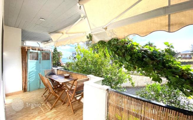 2-Bedroom Apartment 70 m from the Beach in Tolo, Peloponnese