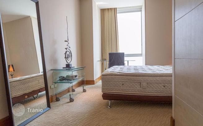 2-Bedroom Condo in Sathon, Bangkok