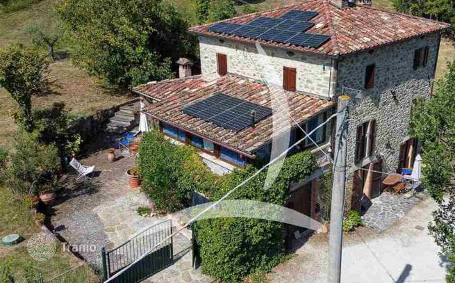 5-Bedroom Villa in Caprese Michelangelo