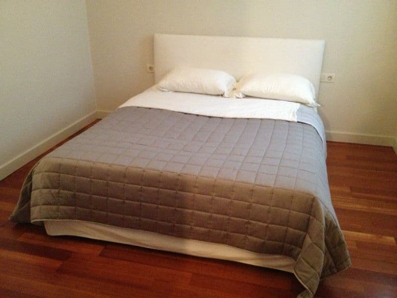 2-Bedroom Apartment in Barcelona, photo 2