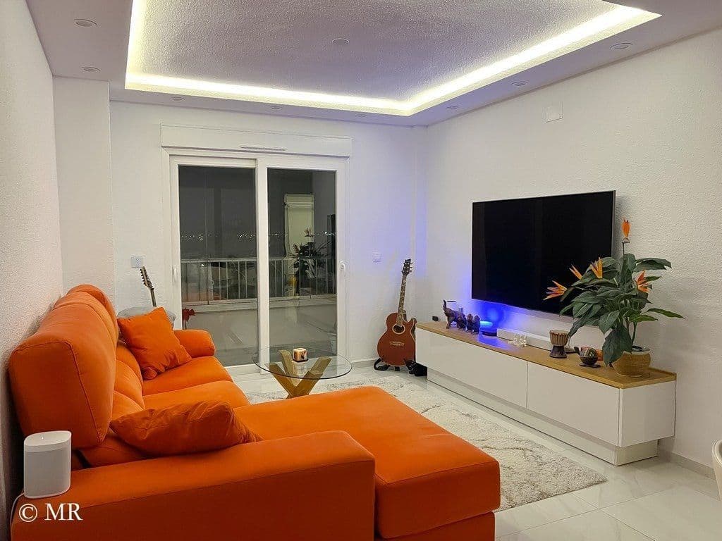 2-Bedroom Penthouse in Punta Prima, photo 5