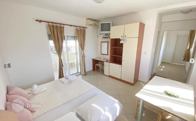6-Unit House with Sea View and Roof Terrace in Dobra Voda, Bar, photo 2