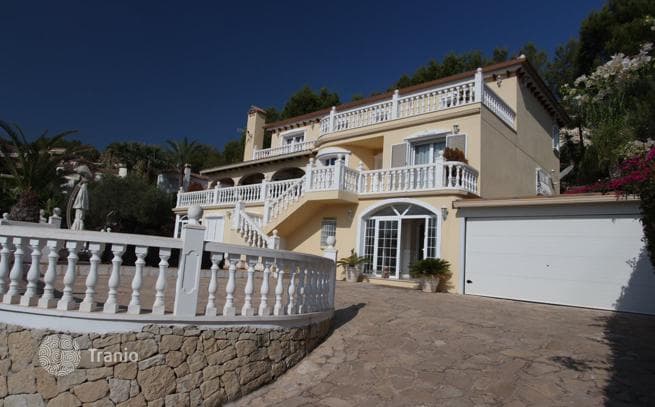 6-Bedroom House 450 m² in Denia, Spain