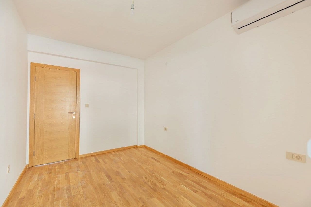 2-Bedroom Apartment in Baosici, Montenegro, photo 4
