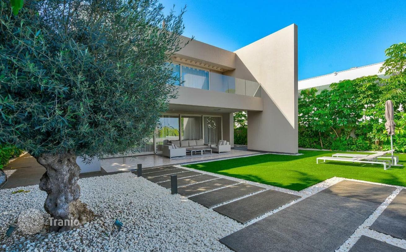Luxury Villa with Pool and Gym in Adeje, Tenerife