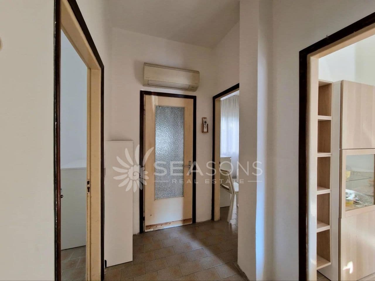3-Bedroom Apartment in Jesolo, photo 3