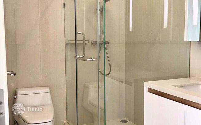 3-Bedroom Condo in Pathum Wan, Bangkok, photo 4