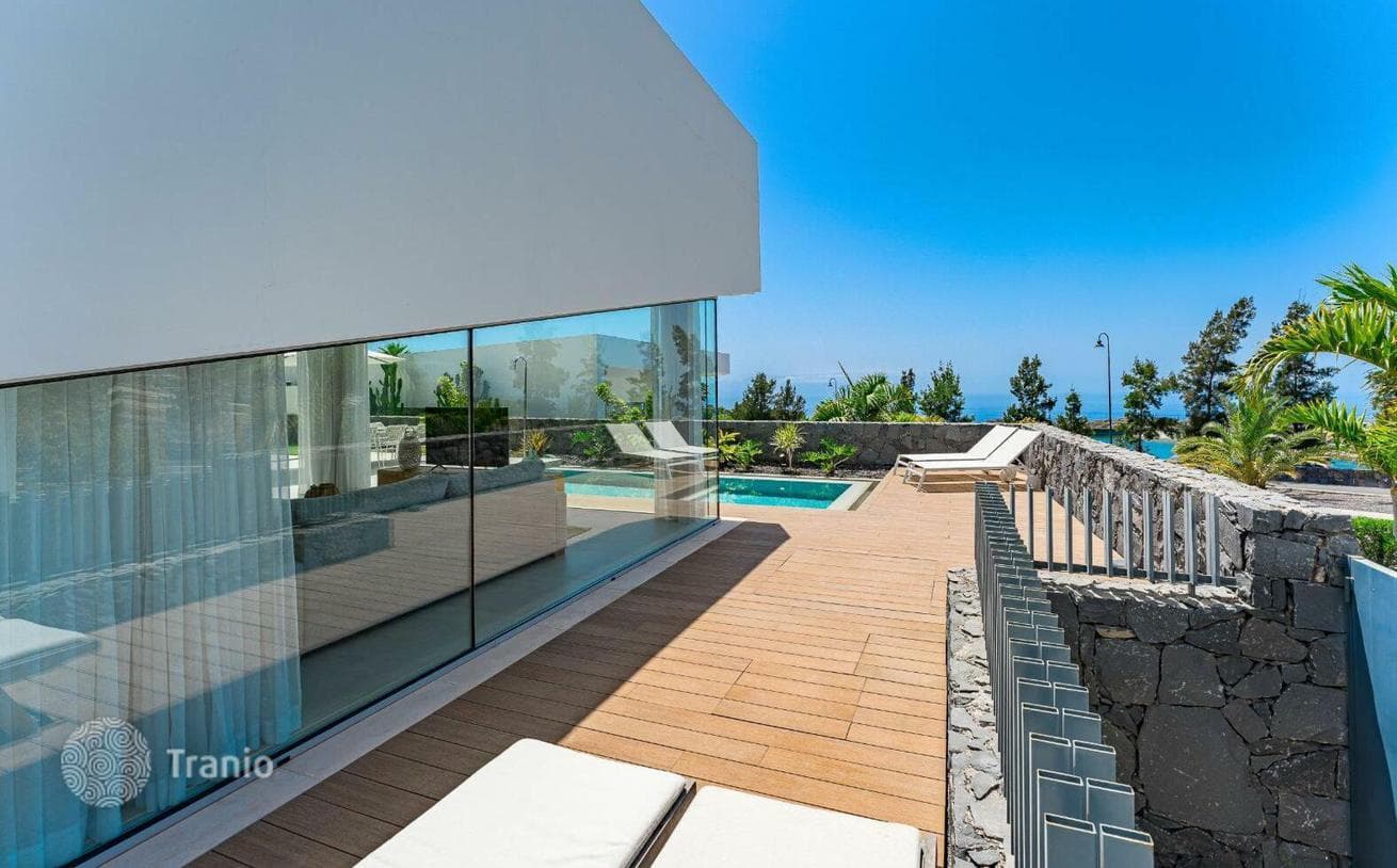 3-Bedroom Villa with Private Pool and Sea View in Guia de Isora, Tenerife, photo 4