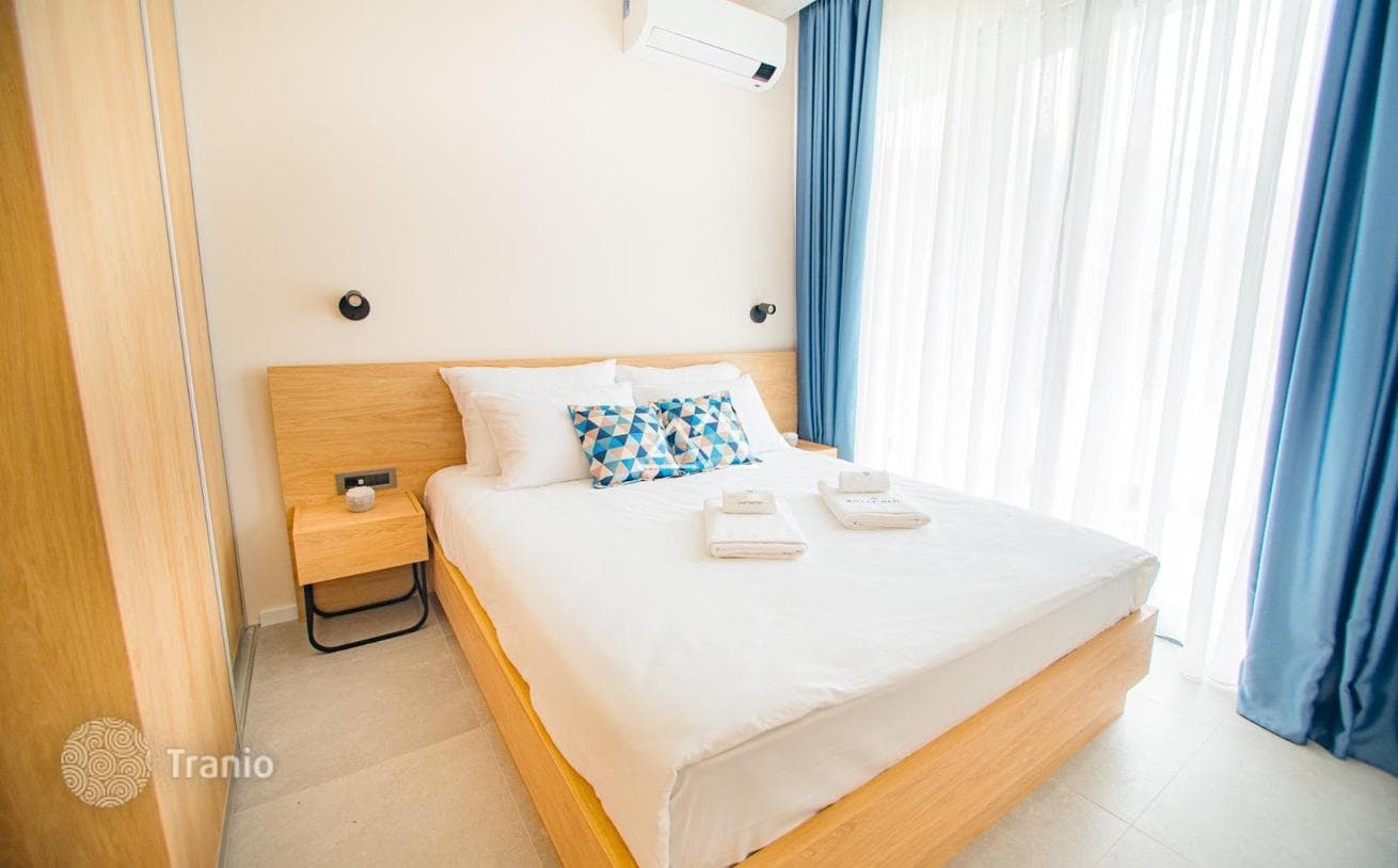 4-Bedroom Penthouse with Sea View in Tivat, photo 2