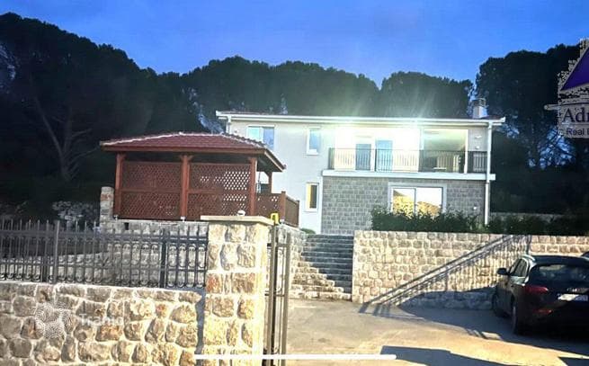3-комнатная вилла 250 м² в городе Котор, Черногория, фото 4