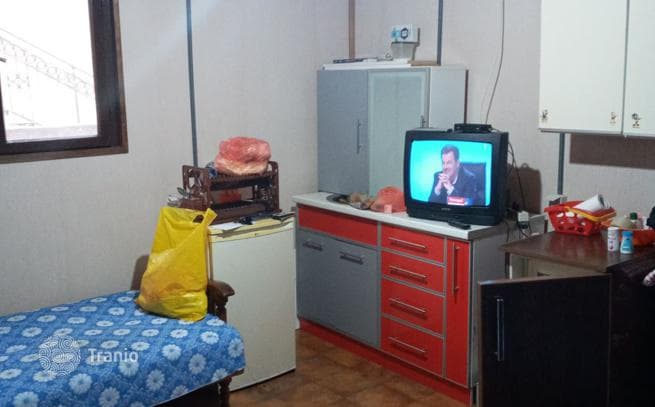 2-Bedroom House with Terrace 600 m from the Beach in Dobrota