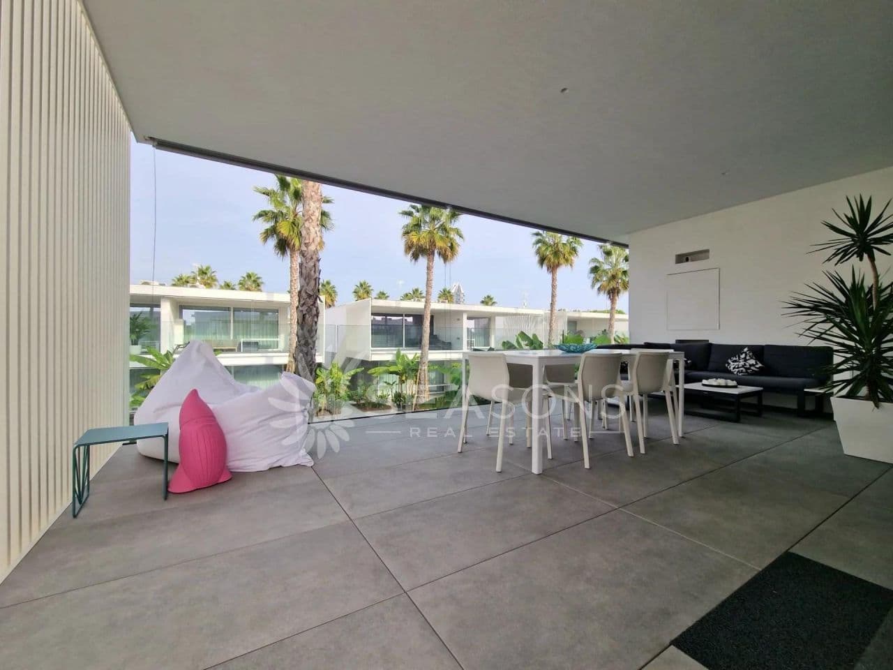 3-Bedroom Apartment in Jesolo, photo 3