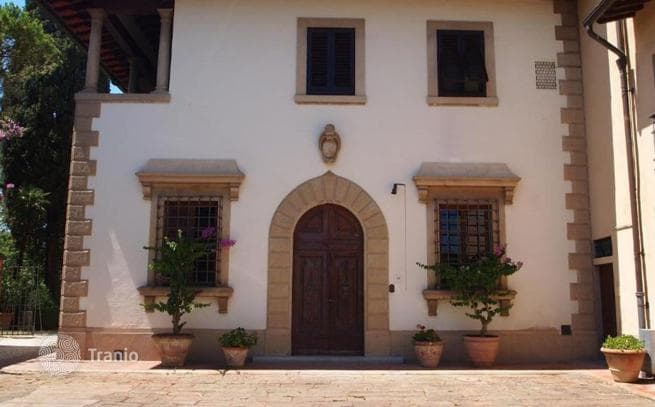 Farm in Scandicci, Florence