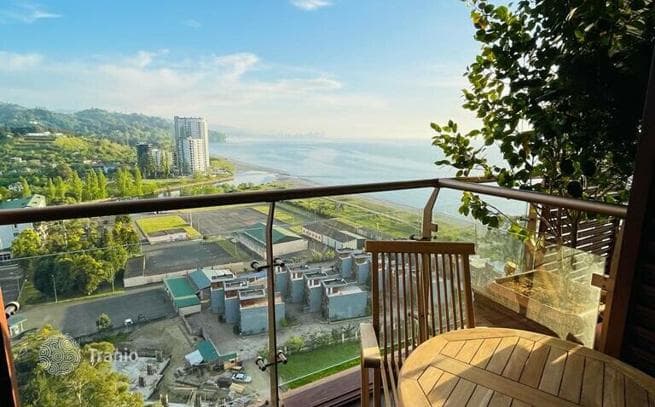 Studio with Panoramic Sea View on Batumi Beachfront, photo 3