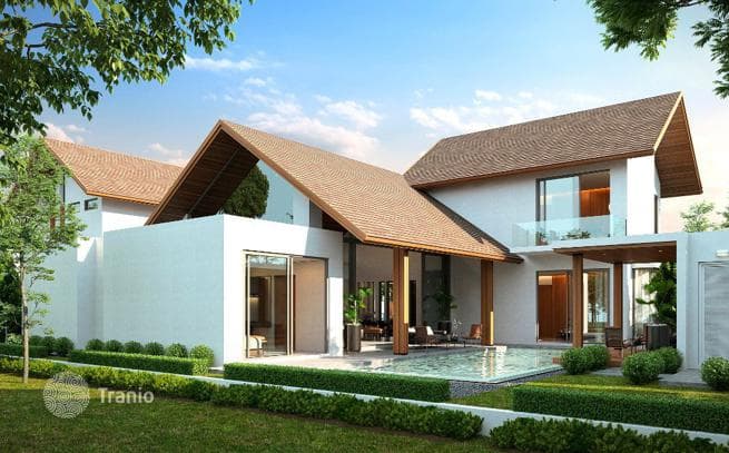 Villas with Private Pools and Gardens near Layan Beach, Phuket