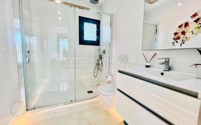 3-Bedroom Villa in Torrevieja, photo 2