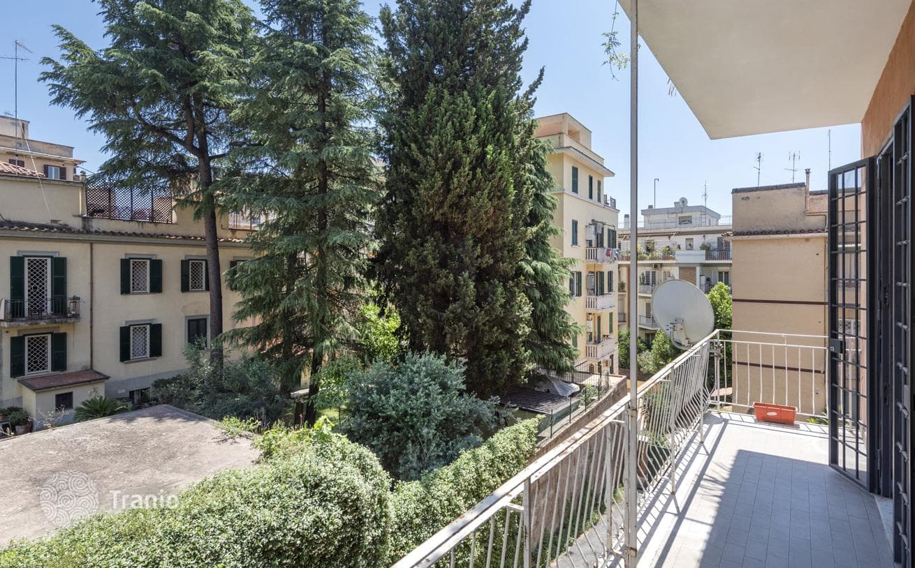 3-Bedroom Apartment in Rome, Italy