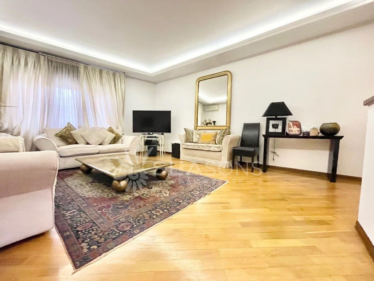 2-Bedroom Apartment in Jesolo, photo 3