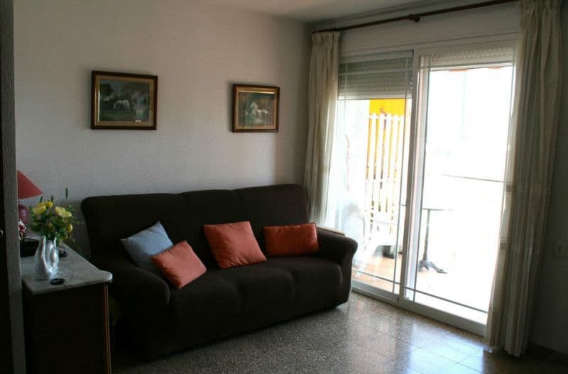 3-Bedroom Apartment in Barcelona, photo 4