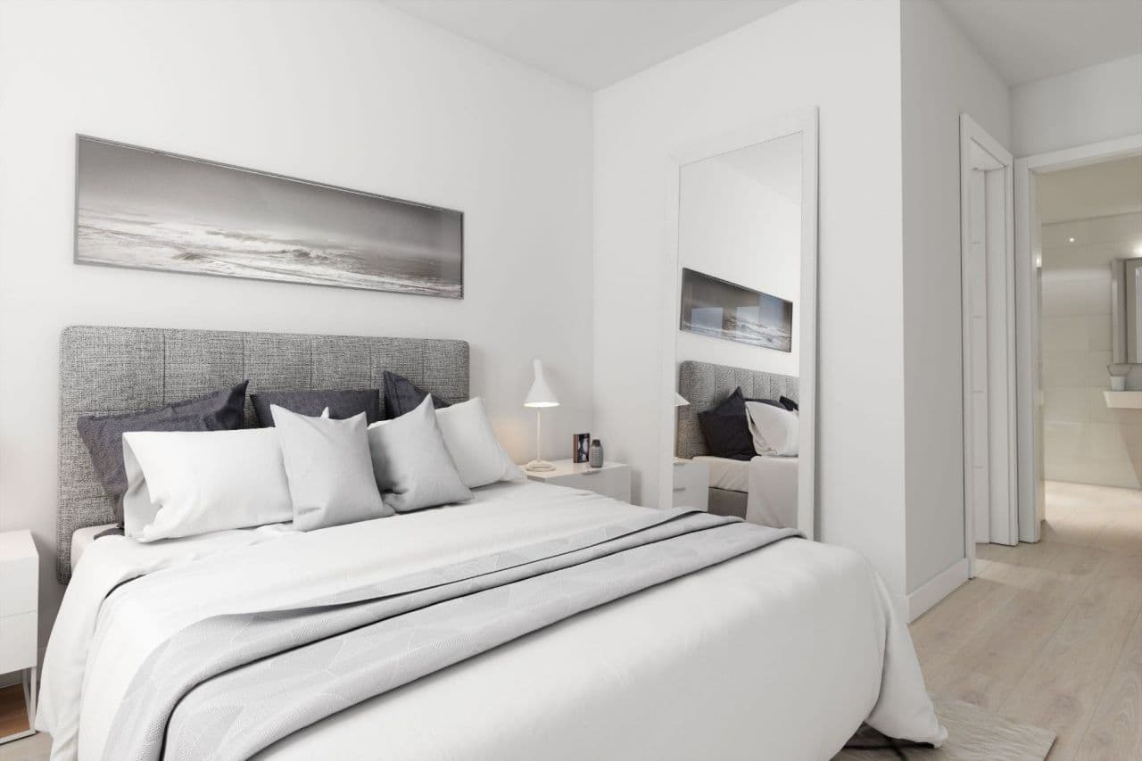 4-Bedroom Apartment in Valencia, photo 5