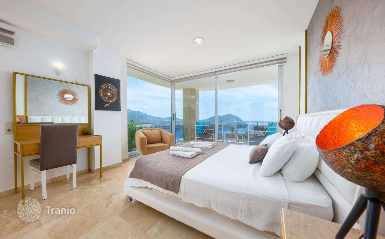 6-Bedroom Luxury Villa with Sea View in Kalkan, photo 4