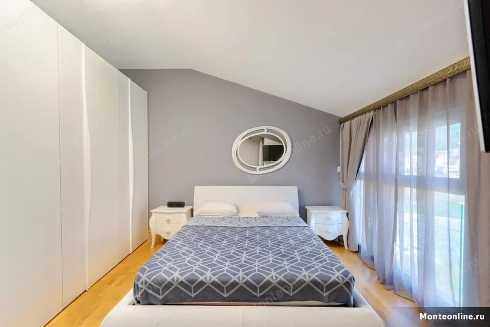 4-Bedroom Penthouse in Budva, photo 2