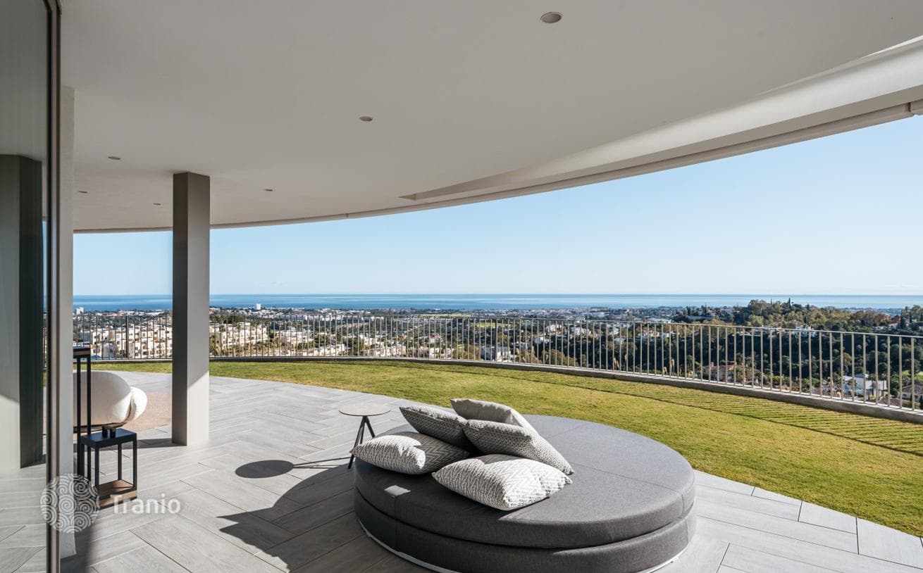 3-Bedroom Ground Floor Apartment in Benahavís, photo 4