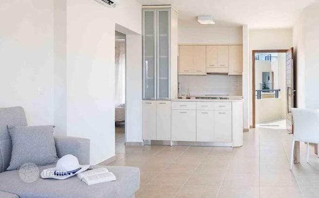 Beachfront Residence with Gardens in Chania, Crete, photo 2