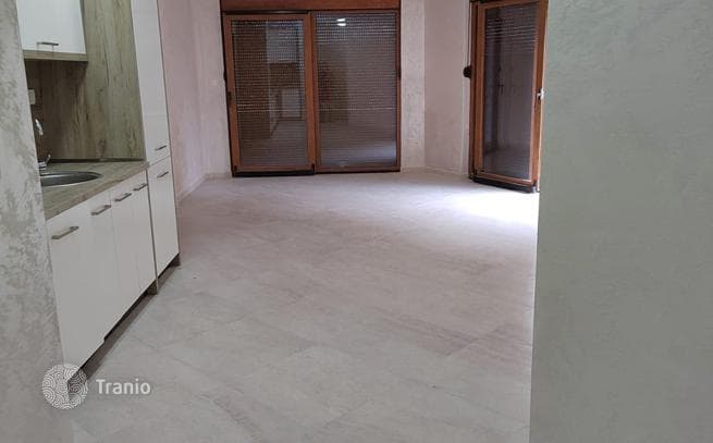 2-Bedroom Apartment with Large Terrace in Petrovac, Budva, photo 4