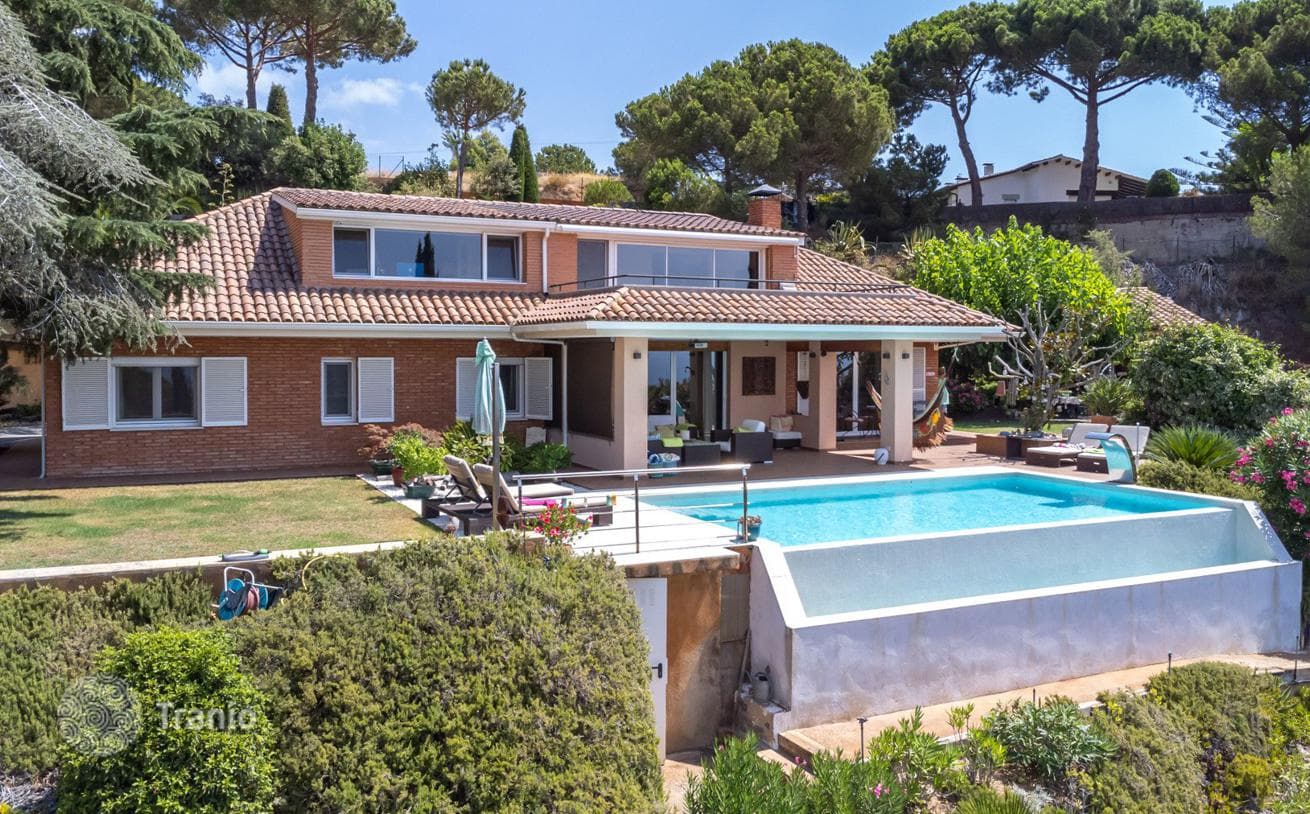 5-Bedroom Townhouse with Sea View in San Vicente de Montalt, photo 4