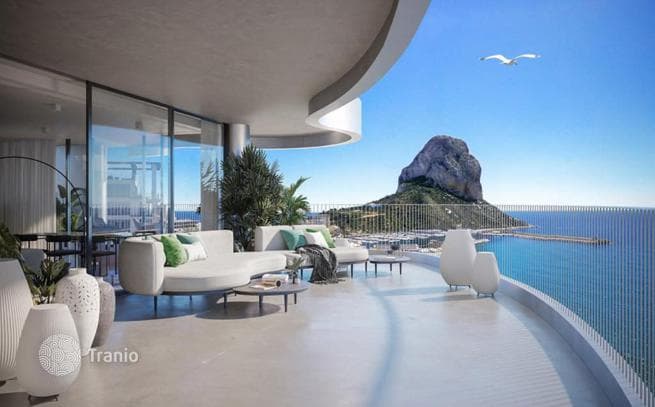 3-Bedroom Beachfront Apartment with Pool in Calpe, Alicante, photo 3